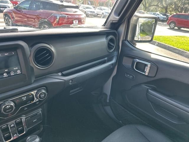 2022 Jeep Gladiator Willys
