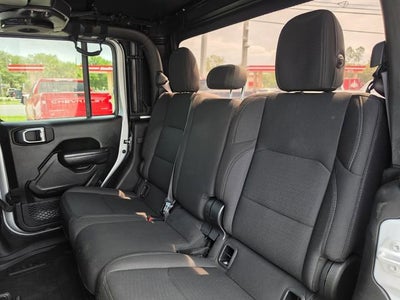 2022 Jeep Gladiator Willys