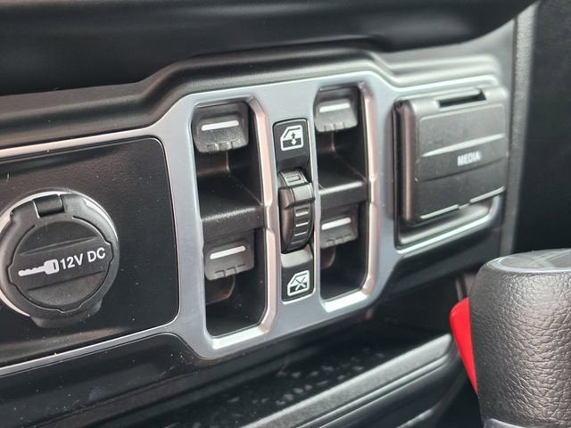 2022 Jeep Gladiator Willys