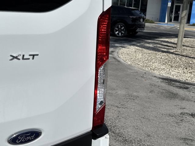 2025 Ford Transit Passenger Wagon XL