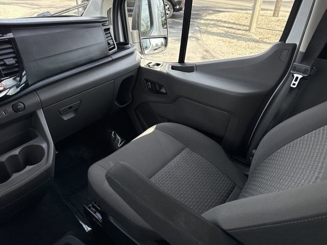 2025 Ford Transit Passenger Wagon XL