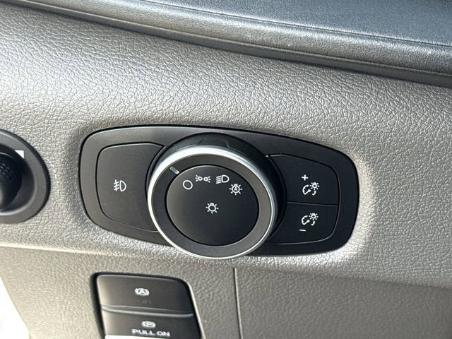 2025 Ford Transit Passenger Wagon XL