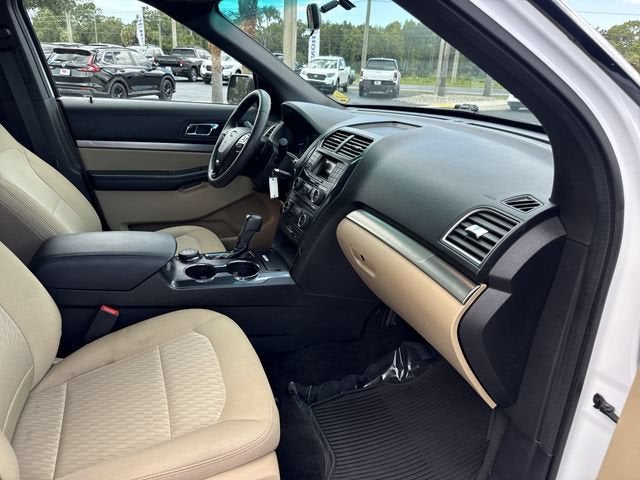 2016 Ford Explorer Base
