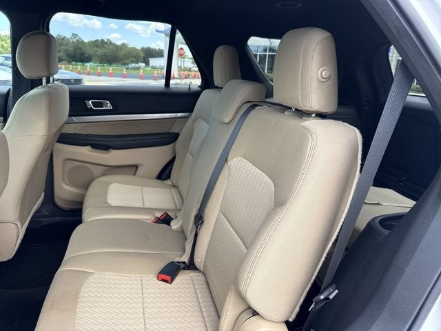 2016 Ford Explorer Base