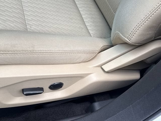 2016 Ford Explorer Base