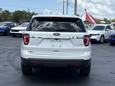 2016 Ford Explorer Base