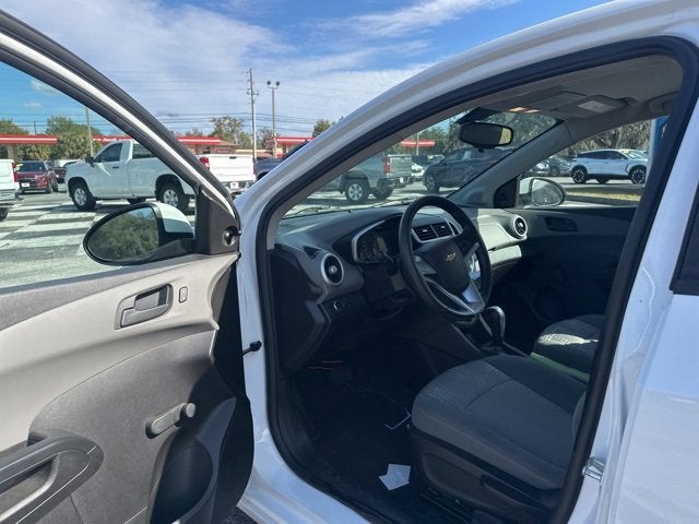 2017 Chevrolet Sonic LT