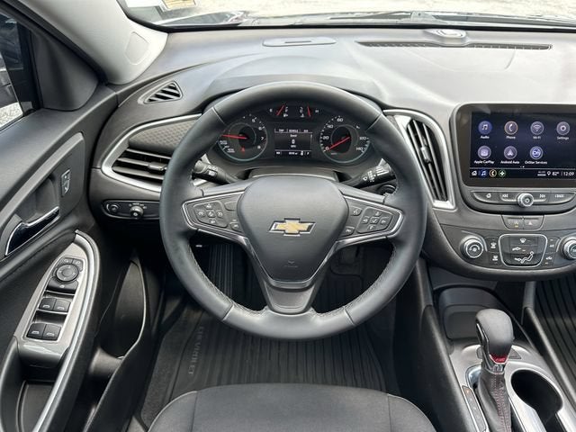 2025 Chevrolet Malibu RS