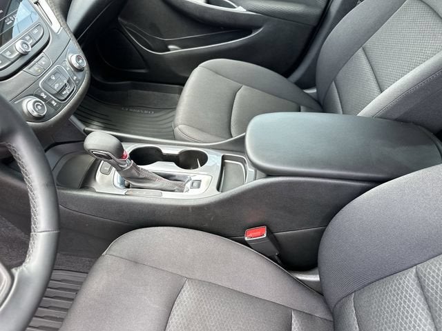 2025 Chevrolet Malibu RS