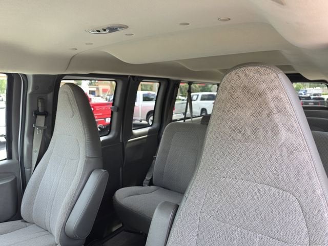 2016 Chevrolet Express Passenger 3500 LT