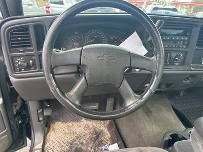 2004 Chevrolet Silverado 1500 LS