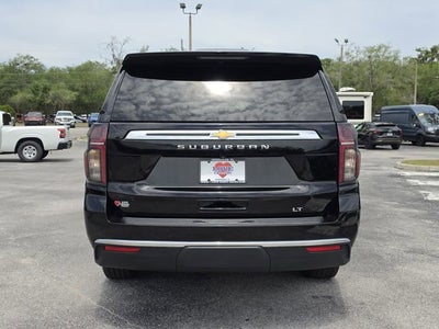 2023 Chevrolet Suburban LT