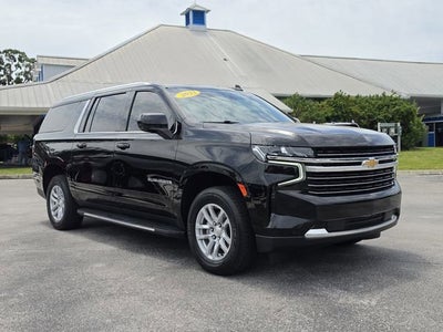 2023 Chevrolet Suburban LT