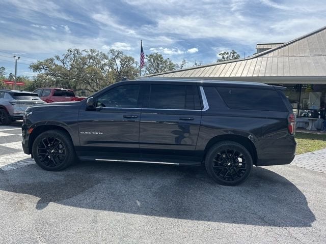 2022 Chevrolet Suburban LT