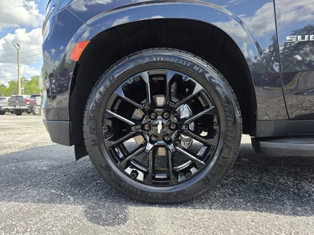 2022 Chevrolet Suburban LT
