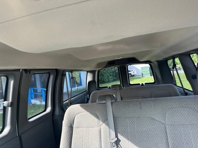 2016 Chevrolet Express Passenger 2500 LS