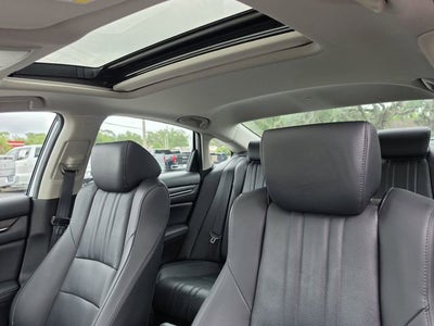 2022 Honda Accord Hybrid Touring