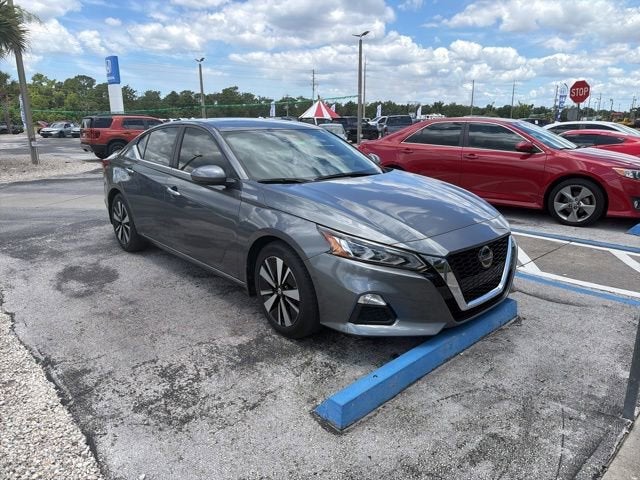 2021 Nissan Altima 2.5 SV