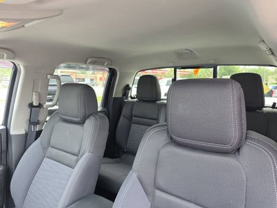 2024 Nissan Frontier SV