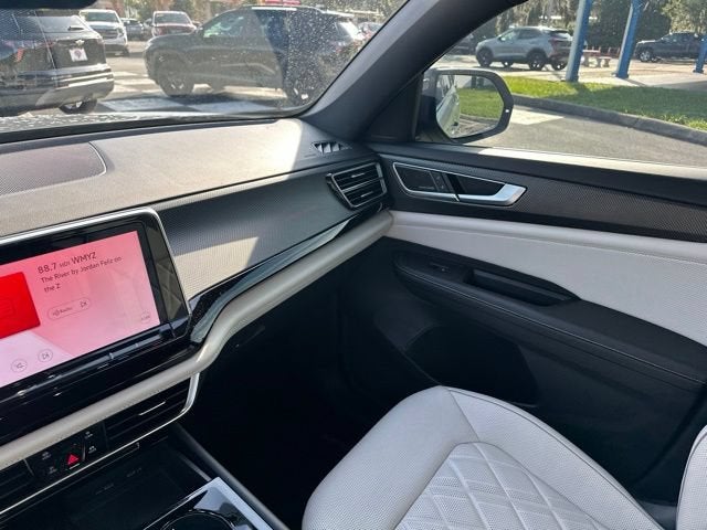 2024 Volkswagen Atlas Cross Sport 2.0T SEL Premium R-Line