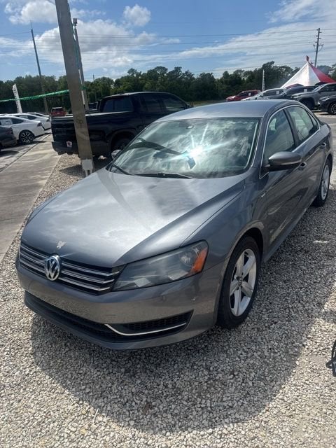 2014 Volkswagen Passat 1.8T S DSG's photo