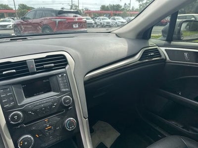2014 Ford Fusion SE