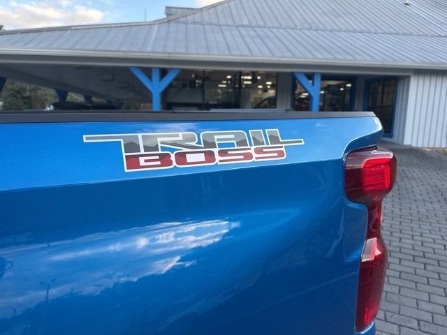 2023 Chevrolet Silverado 1500 Custom Trail Boss