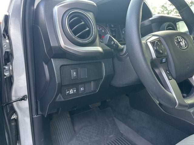 2022 Toyota Tacoma 4WD SR5