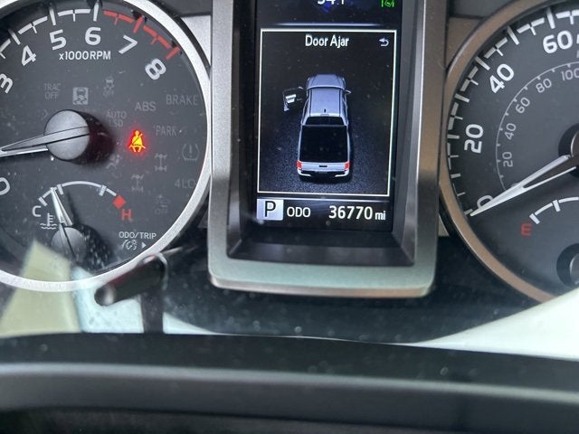 2022 Toyota Tacoma 4WD SR5