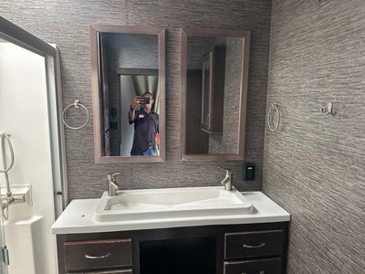 2020 CEDAR CREEK CRT40CFK2 Base