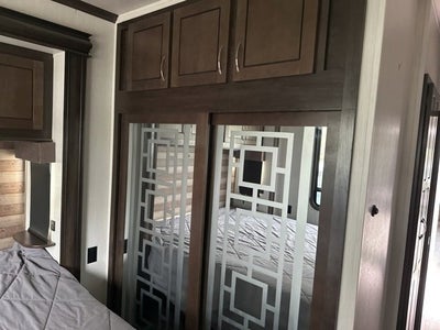 2020 CEDAR CREEK CRT40CFK2 Base