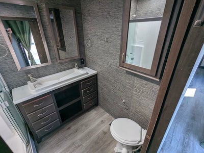 2020 CEDAR CREEK CRT40CFK2 Base