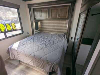 2020 CEDAR CREEK CRT40CFK2 Base