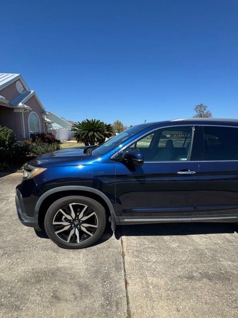 2019 Honda Pilot Touring 8-Passenger
