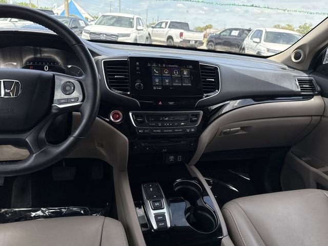 2020 Honda Pilot Touring 8-Passenger