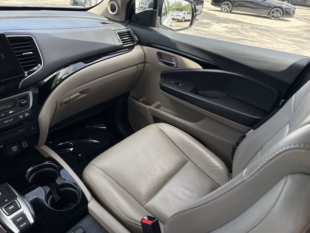 2020 Honda Pilot Touring 8-Passenger