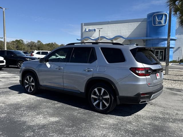 2024 Honda Pilot Touring