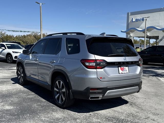 2024 Honda Pilot Touring