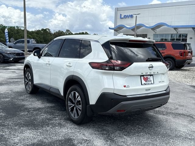 2021 Nissan Rogue SV