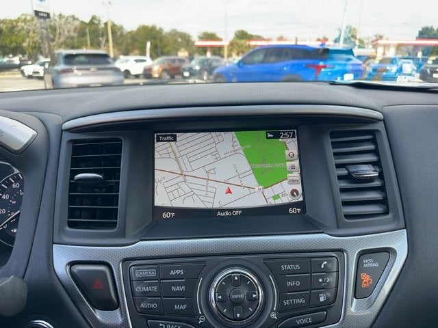 2020 Nissan Pathfinder SL