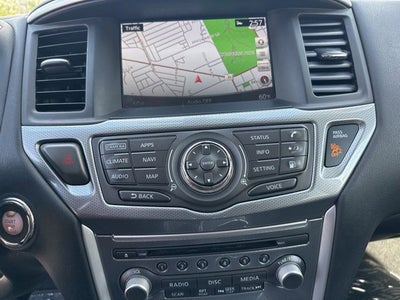 2020 Nissan Pathfinder SL