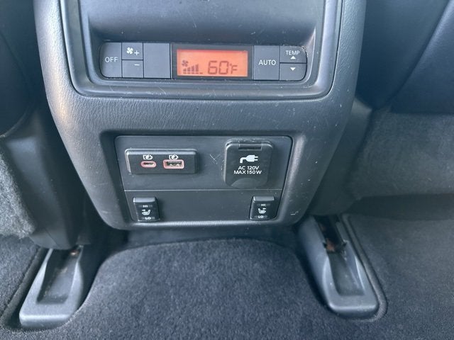 2020 Nissan Pathfinder SL