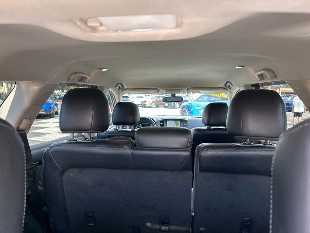 2020 Nissan Pathfinder SL