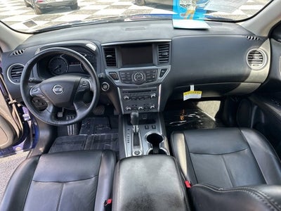 2020 Nissan Pathfinder SL