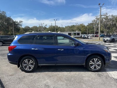 2020 Nissan Pathfinder SL