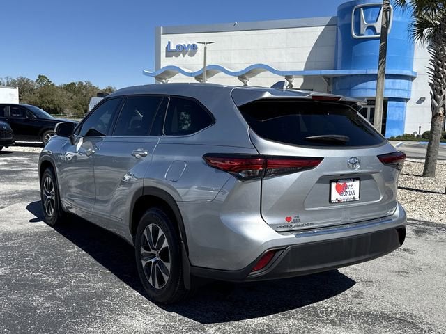 2022 Toyota Highlander XLE