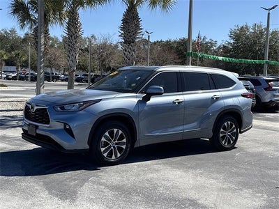 2020 Toyota Highlander XLE