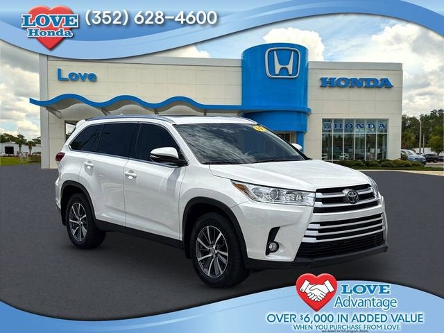 2019 Toyota Highlander SE