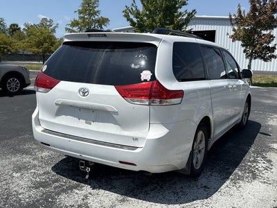 2014 Toyota Sienna LE AAS