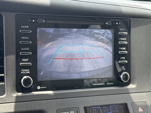 2020 Toyota Sienna XLE Auto Access Seat